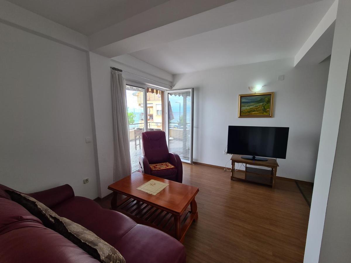 Restaurant & Apartments Lipa Пештані Екстер'єр фото